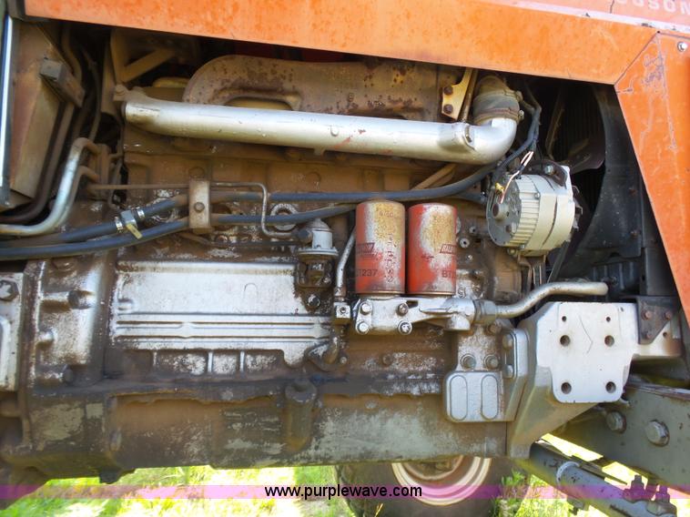 image for item J6070 Massey-Ferguson 2705 tractor