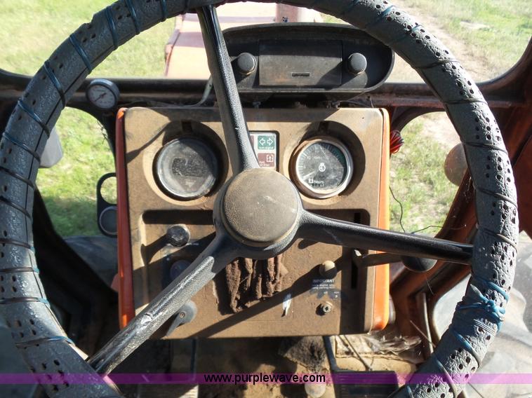 image for item J6071 Allis Chalmers 8550 4WD tractor