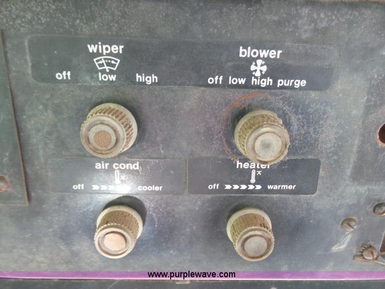 image for item J6071 Allis Chalmers 8550 4WD tractor