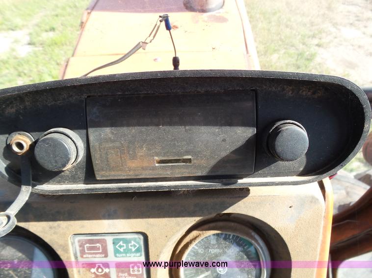 image for item J6071 Allis Chalmers 8550 4WD tractor