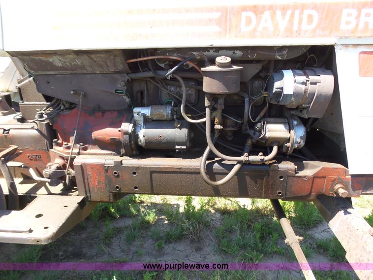 image for item J6072 David Brown 995 tractor