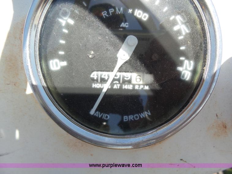 image for item J6072 David Brown 995 tractor