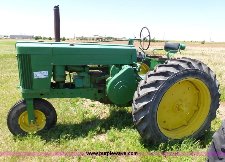image for item J6078 John Deere 70 tractor