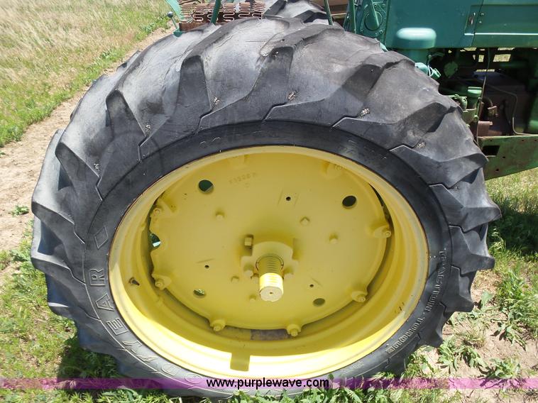 image for item J6078 John Deere 70 tractor