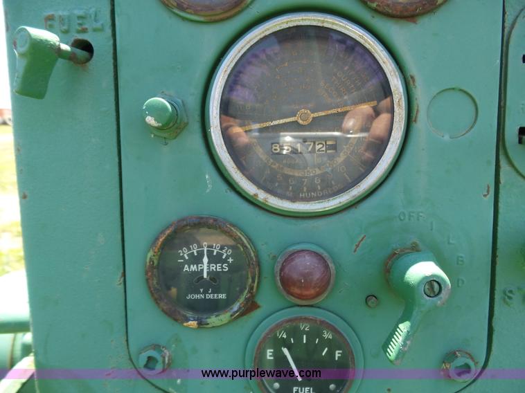 image for item J6078 John Deere 70 tractor