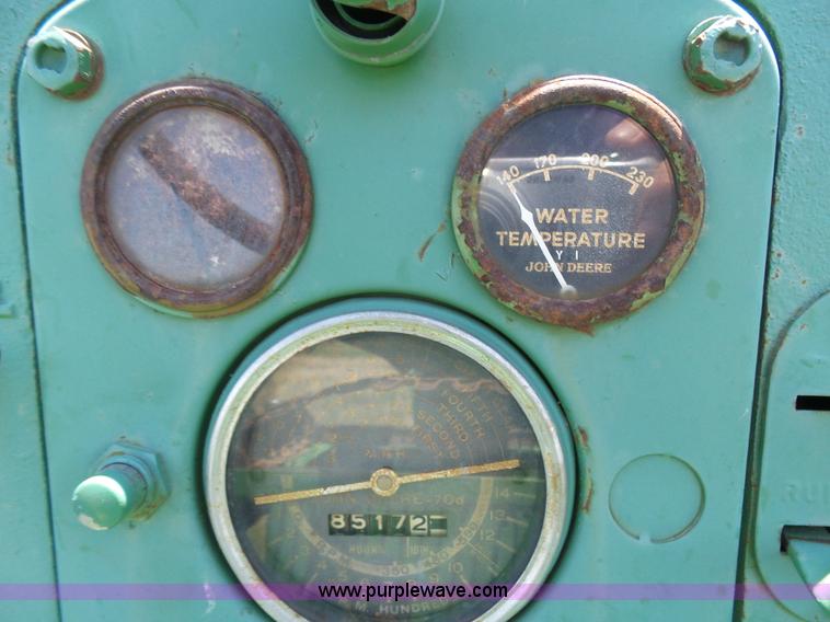 image for item J6078 John Deere 70 tractor