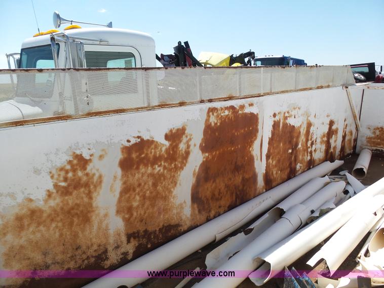 image for item J6085 Silage box