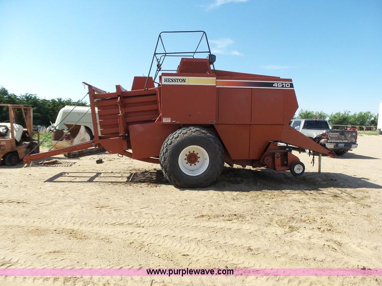 image for item J6087 1998 Hesston 4910 large square baler