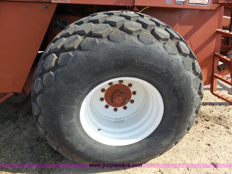 image for item J6087 1998 Hesston 4910 large square baler