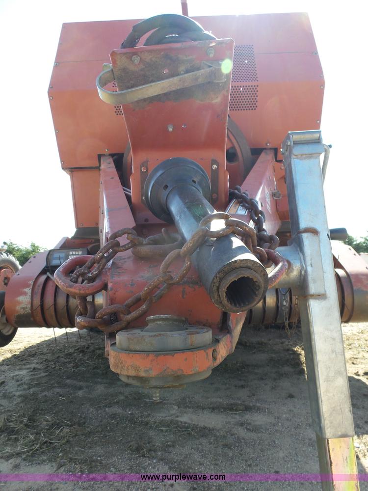 image for item J6087 1998 Hesston 4910 large square baler