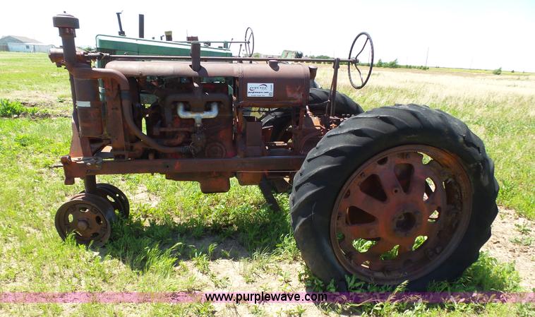 image for item J6089 International F20 tractor