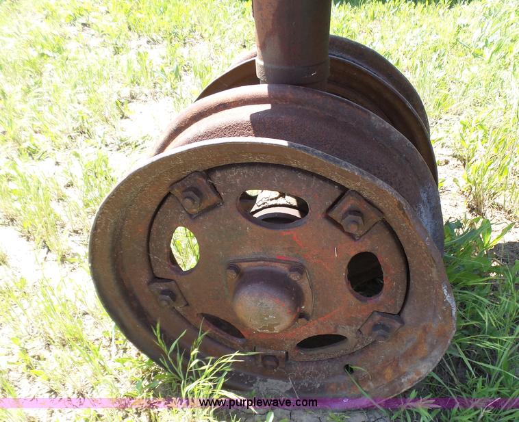 image for item J6089 International F20 tractor