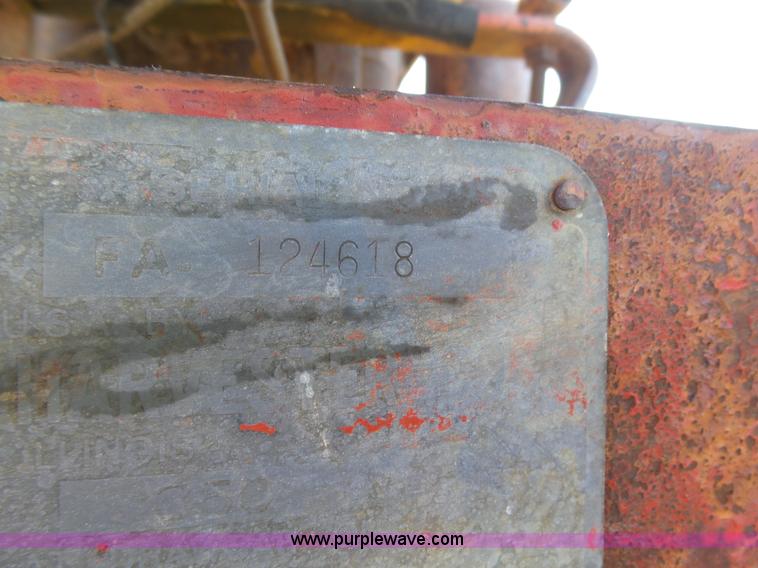 image for item J6089 International F20 tractor