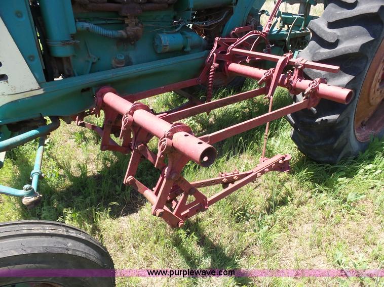 image for item J6092 Oliver 77 row crop tractor