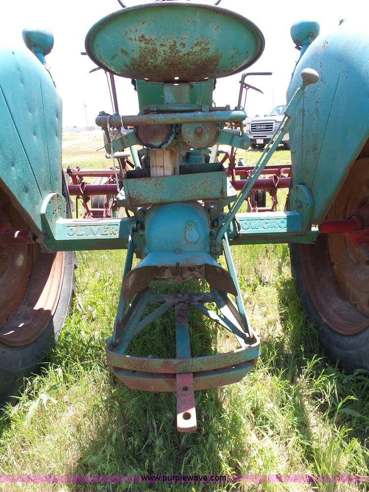 image for item J6092 Oliver 77 row crop tractor