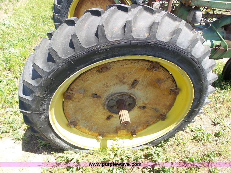 image for item J6094 John Deere A tractor