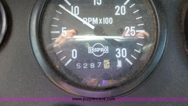 image for item J8476 2003 Case IH FLX 4300 self-propelled sprayer