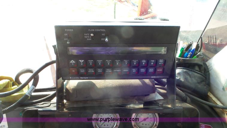 image for item J8476 2003 Case IH FLX 4300 self-propelled sprayer