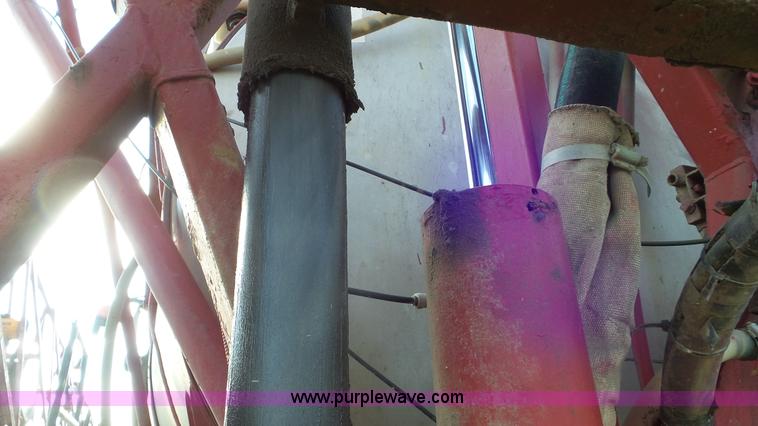 image for item J8476 2003 Case IH FLX 4300 self-propelled sprayer