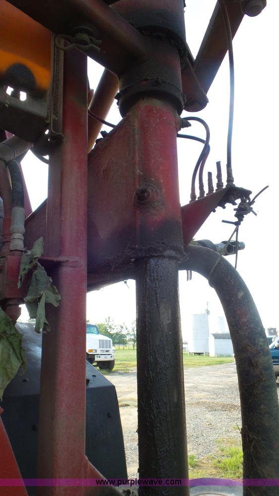 image for item J8476 2003 Case IH FLX 4300 self-propelled sprayer