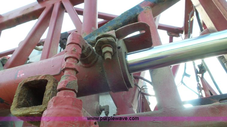 image for item J8476 2003 Case IH FLX 4300 self-propelled sprayer