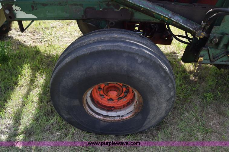 image for item K6733 Case 1270 Agri King tractor