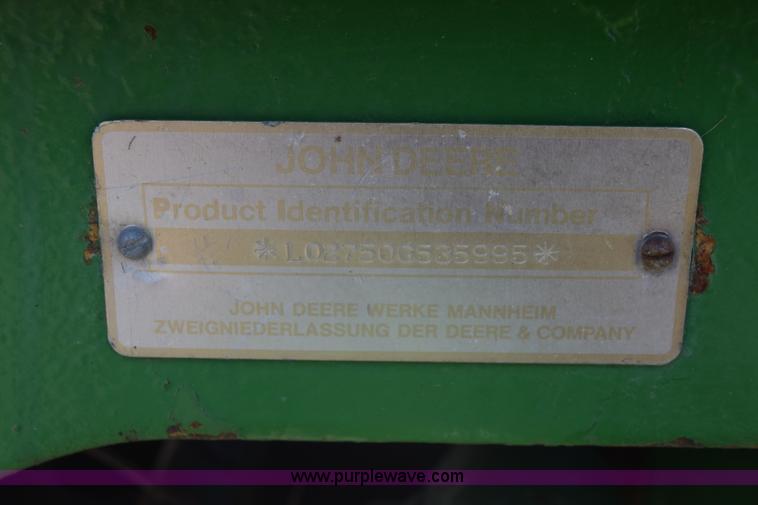 image for item K7286 1985 John Deere 2750 tractor
