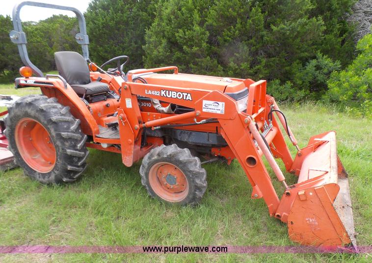 image for item L1543 Kubota L3010D MFWD tractor