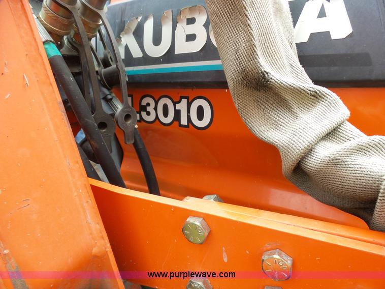 image for item L1543 Kubota L3010D MFWD tractor