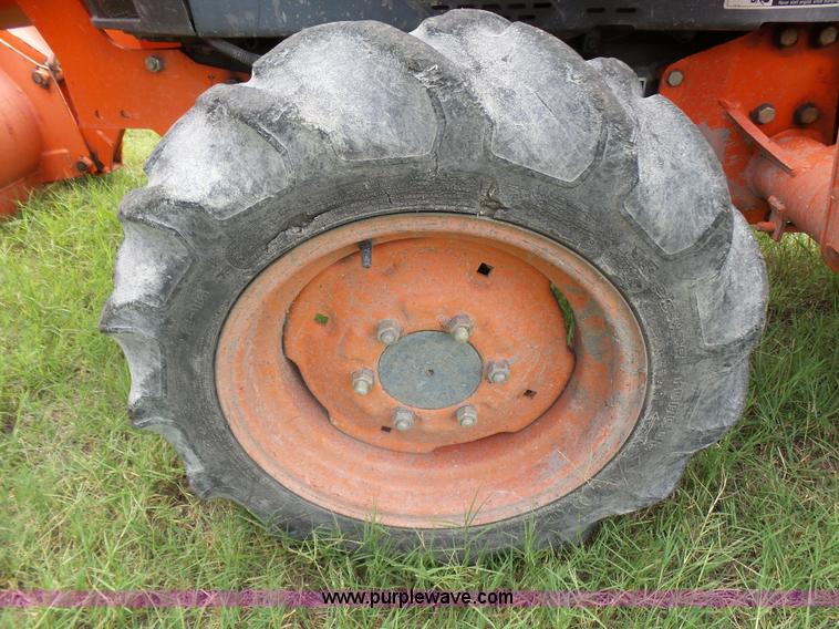 image for item L1543 Kubota L3010D MFWD tractor