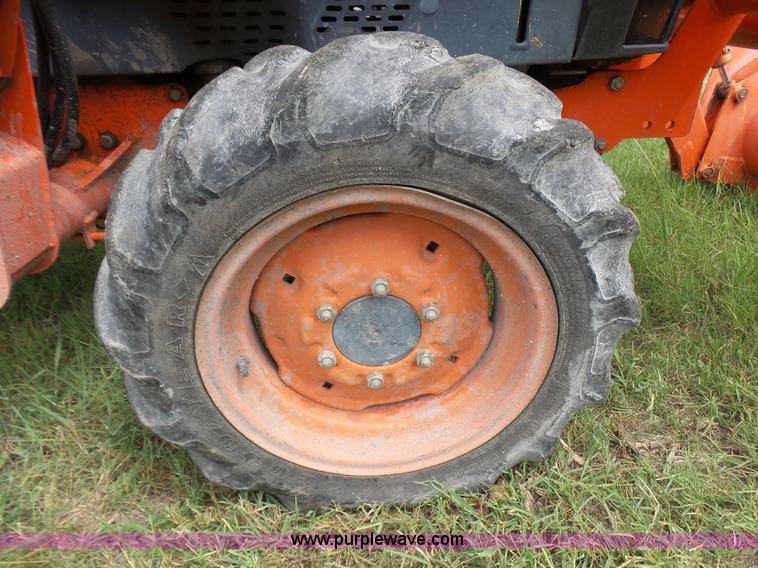 image for item L1543 Kubota L3010D MFWD tractor