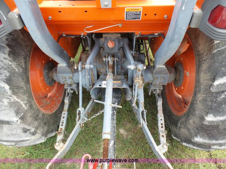 image for item L1543 Kubota L3010D MFWD tractor