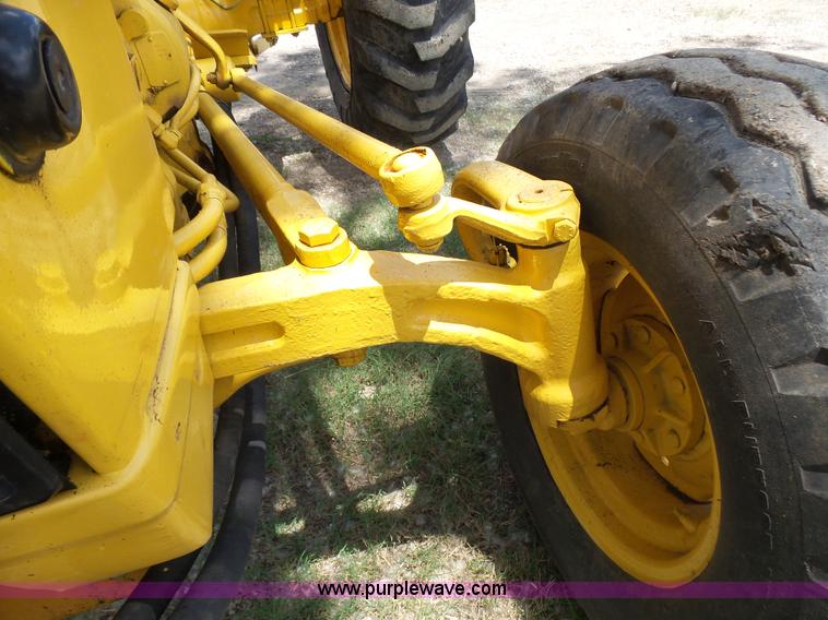 image for item L1545 Ford 340 tractor