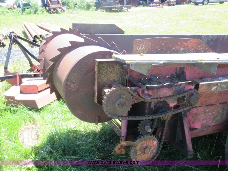 image for item L2821 Manure spreader