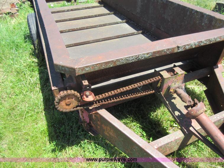image for item L2821 Manure spreader