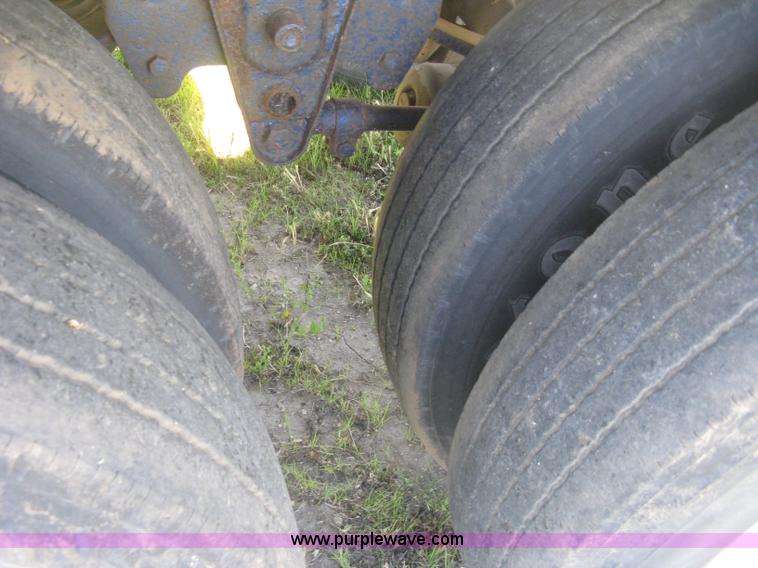 image for item L3829 1996 Timpte Super Hopper double hopper bottom trailer