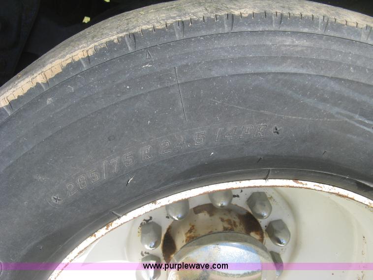 image for item L3829 1996 Timpte Super Hopper double hopper bottom trailer