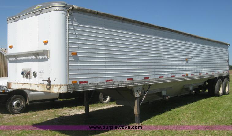 image for item L3830 1984 Timpte double hopper bottom trailer