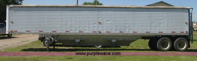 image for item L3830 1984 Timpte double hopper bottom trailer