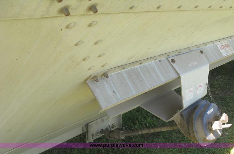 image for item L3830 1984 Timpte double hopper bottom trailer