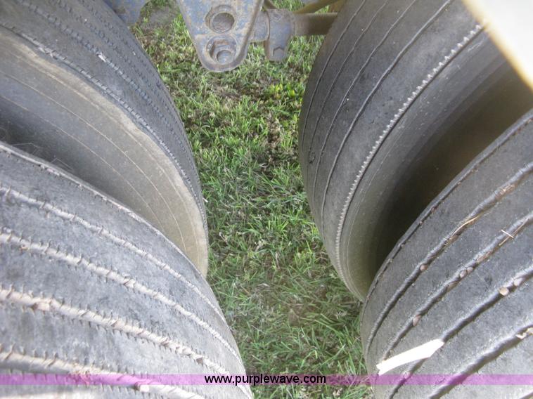 image for item L3830 1984 Timpte double hopper bottom trailer