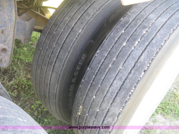 image for item L3830 1984 Timpte double hopper bottom trailer