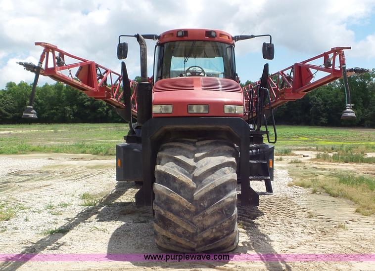 image for item L5249 2004 Case IH FLX 3010 self-propelled sprayer