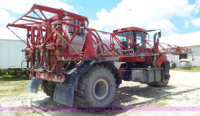 image for item L5249 2004 Case IH FLX 3010 self-propelled sprayer