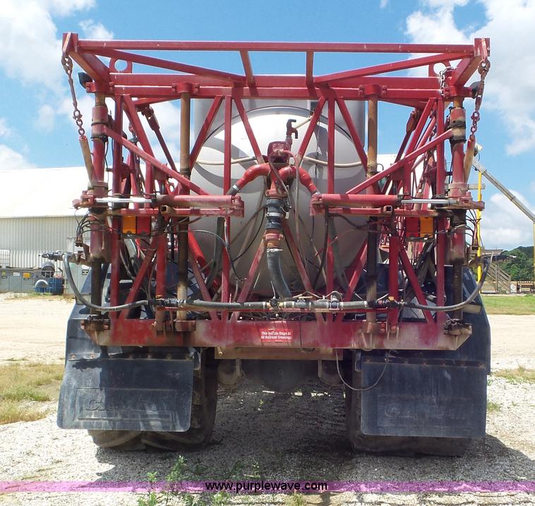 image for item L5249 2004 Case IH FLX 3010 self-propelled sprayer