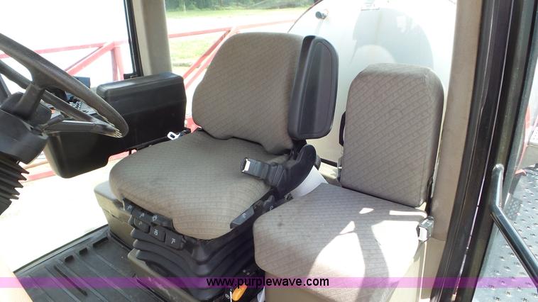 image for item L5249 2004 Case IH FLX 3010 self-propelled sprayer