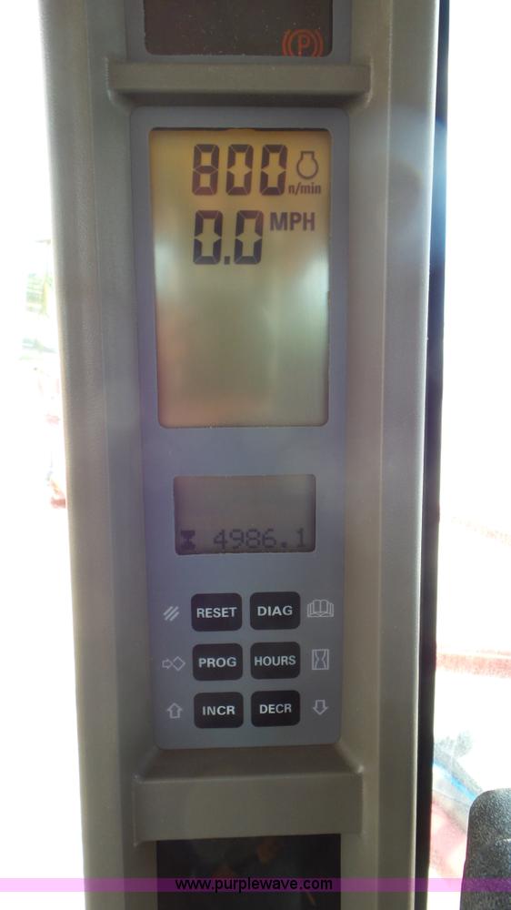 image for item L5249 2004 Case IH FLX 3010 self-propelled sprayer