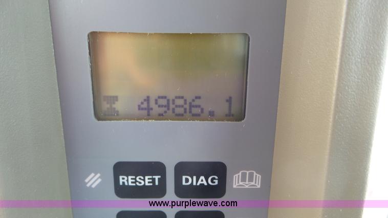 image for item L5249 2004 Case IH FLX 3010 self-propelled sprayer