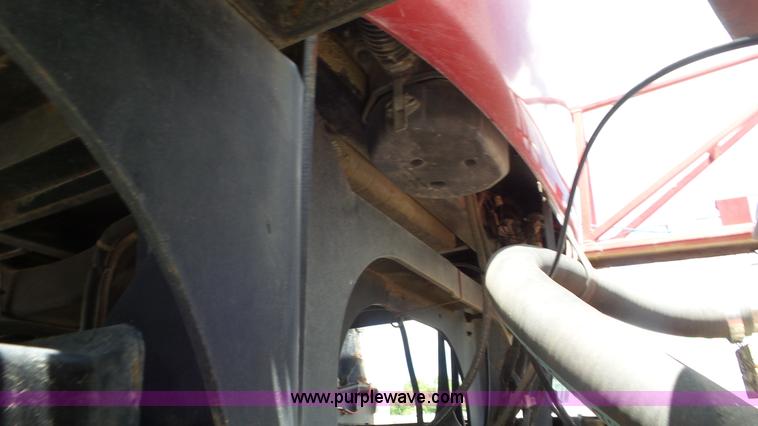 image for item L5249 2004 Case IH FLX 3010 self-propelled sprayer