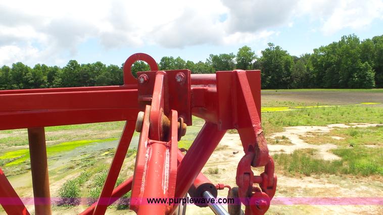 image for item L5249 2004 Case IH FLX 3010 self-propelled sprayer